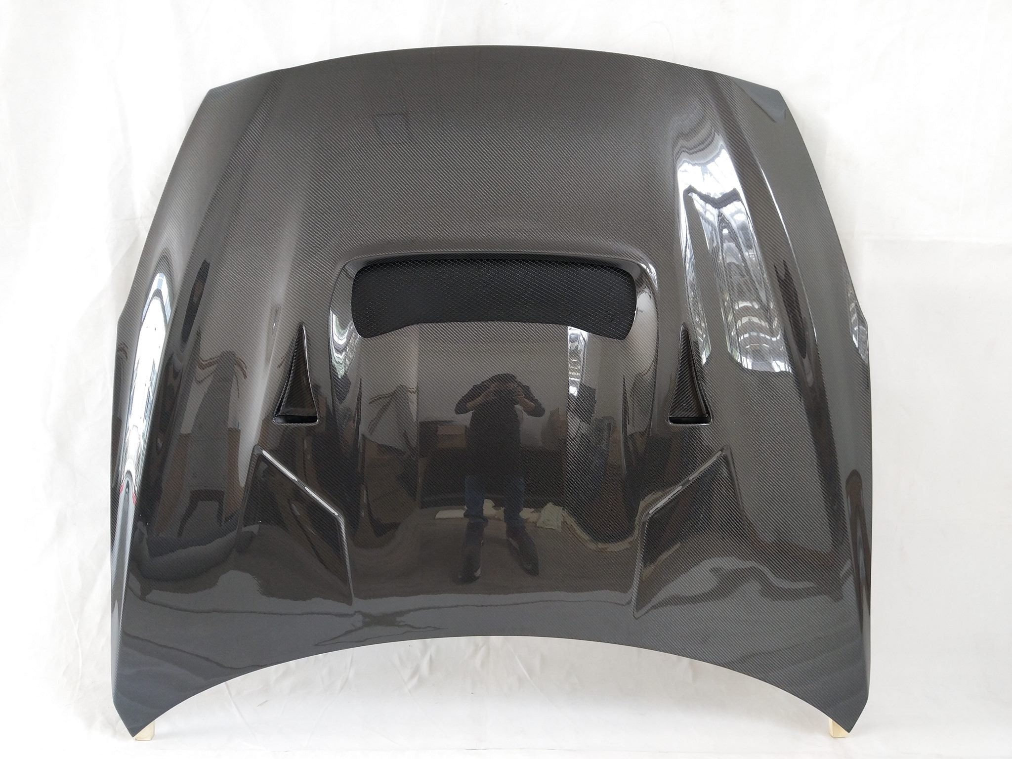 Luxury Sports Varis Style Carbon Bonnet For GTR R35 17 up -PP