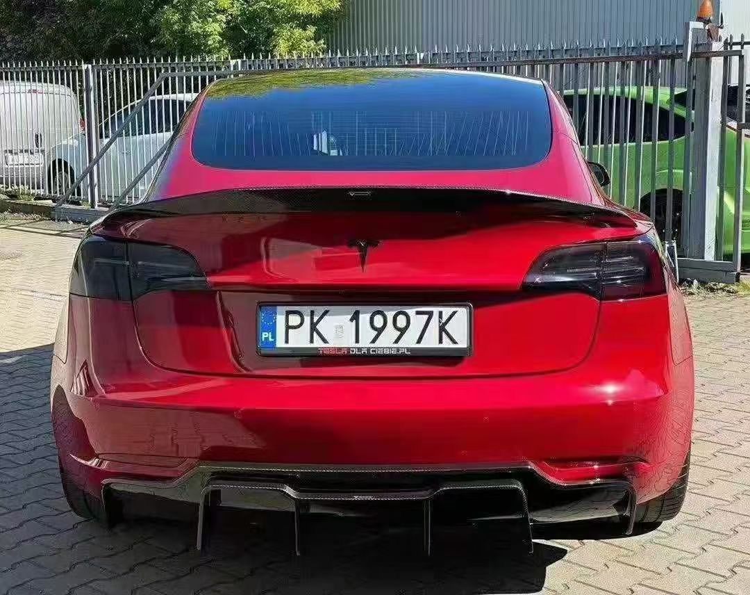 Luxury Sports V Style Carbon Rear Spoiler For Tesla Model 3