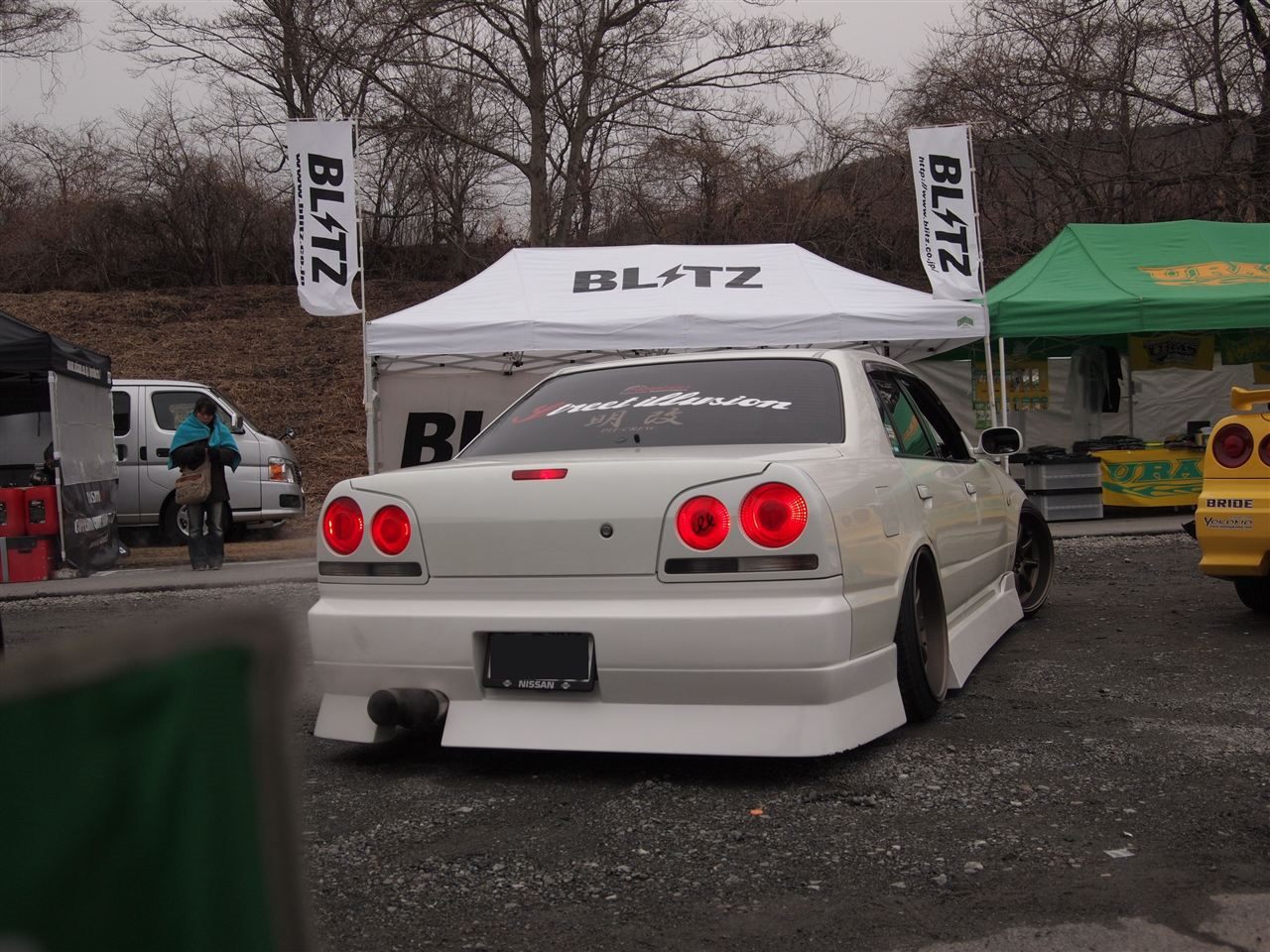 Luxury Sports Uras Style Rear Bumper For Nissan Skyline R34 4DR