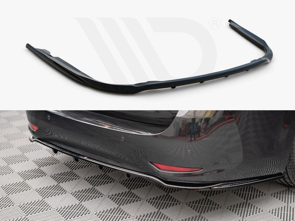 Central Rear Splitter (Vertical Bars) Toyota Avensis MK3.5 2015-2018 Maxton Design