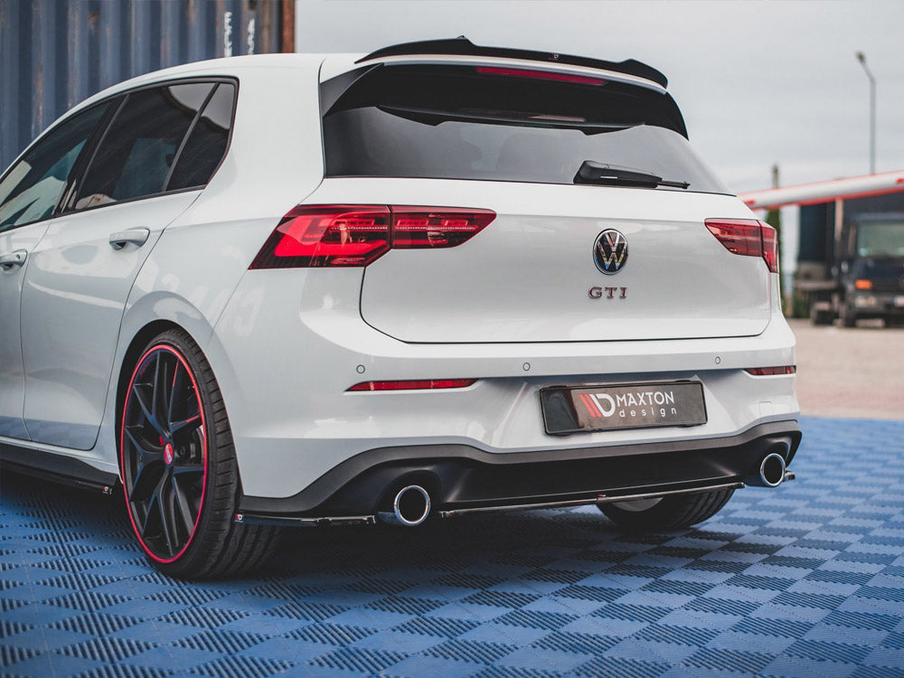 Central Rear Splitter VW Golf MK8 GTI 2020- Maxton Design