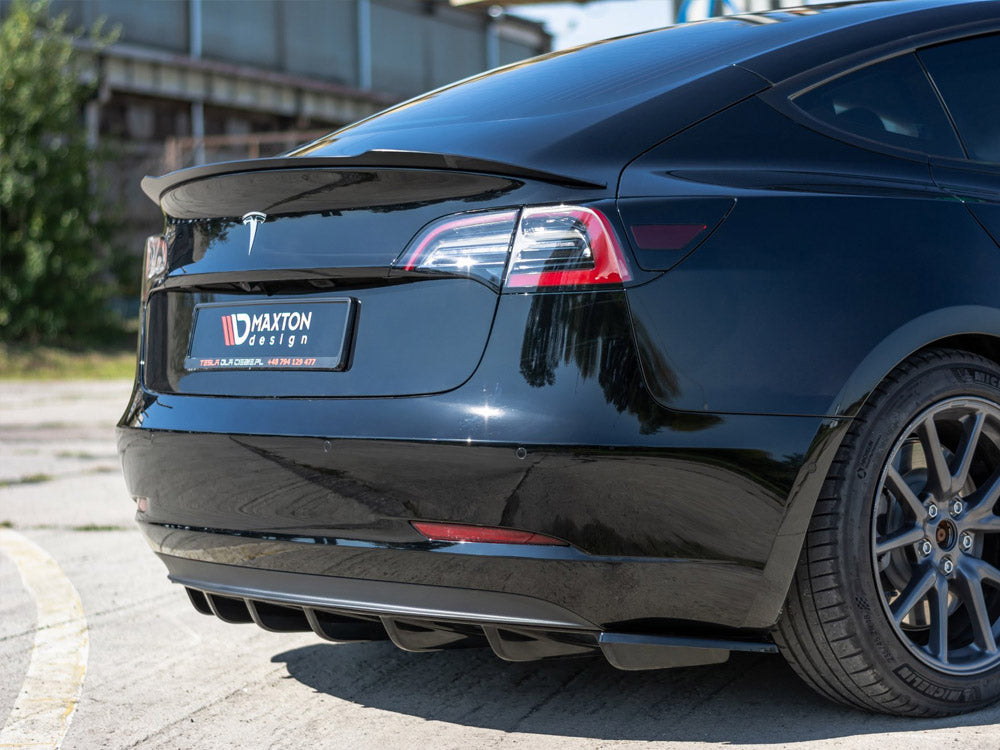 Rear Valance Tesla Model 3 2017- Maxton Design