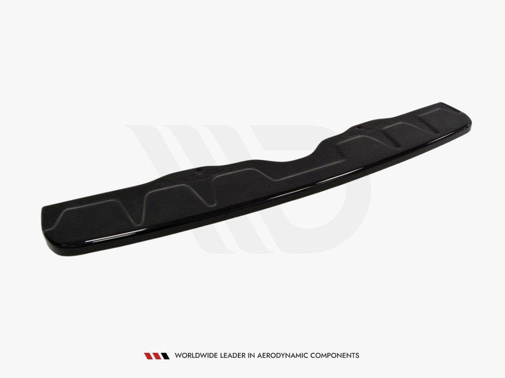 Central Rear Splitter Subaru WRX STI Maxton Design