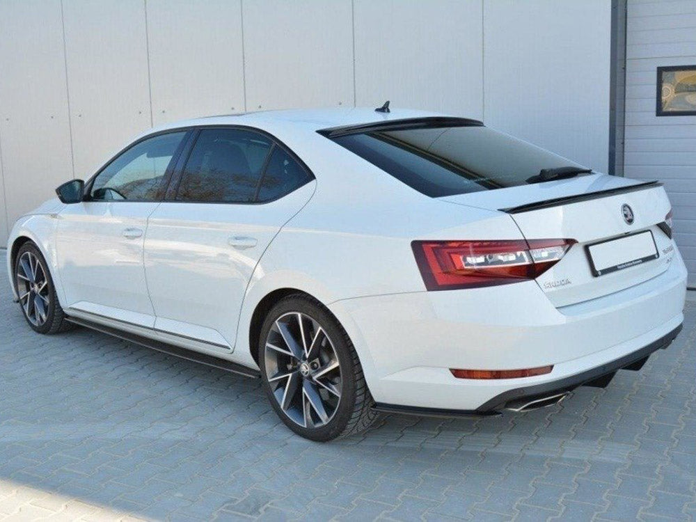 Extension OF Rear Window Skoda Superb MK3 Liftback 2015-19 Maxton Design