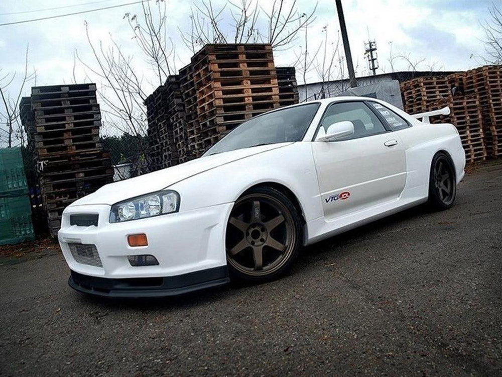 Front WIDE Arches GTR Look Nissan Skyline R34 GTR 1998-2002 Maxton Design