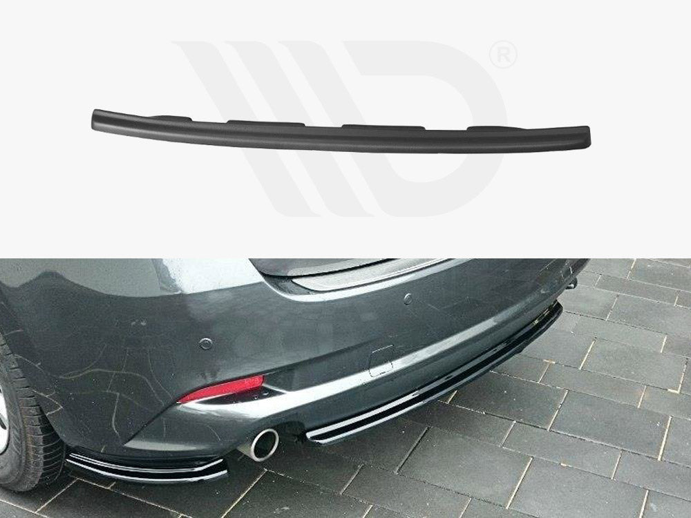 Central Rear Splitter Mazda 3 Mk3 Facelift Maxton Design