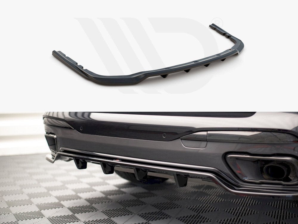 Central Rear Splitter (Vertical Bars) BMW X7 M G07 Maxton Design