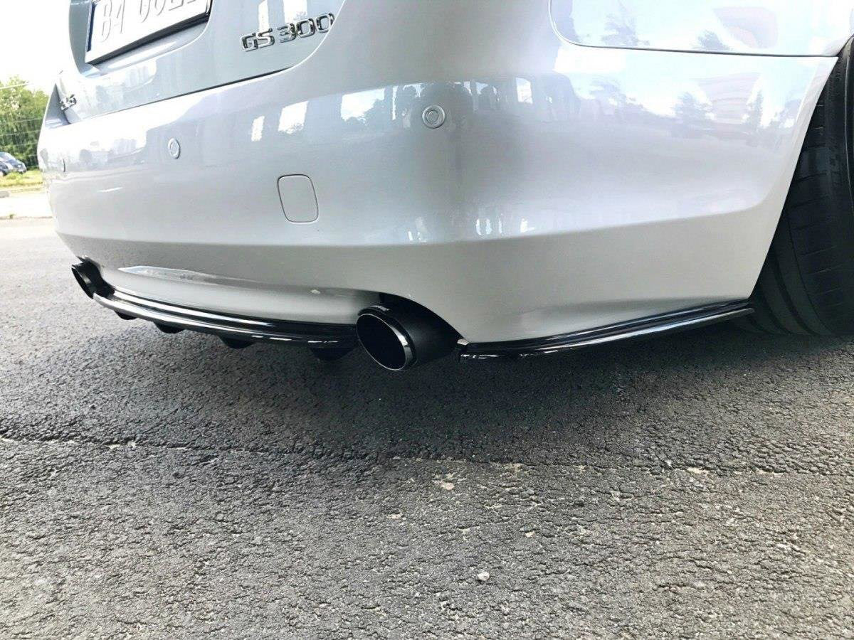 Central Rear Splitter (Vertical Bars) Lexus GS 300 Mk3 Facelift Maxton Design