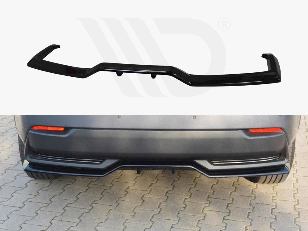 Central Rear Splitter Lexus NX MK1 H (With Vertical Bars) 2014-2017 Maxton Design