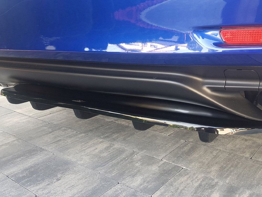 Central Rear Splitter (With Vertical Bars) Lexus RC 2014-UP Maxton Design