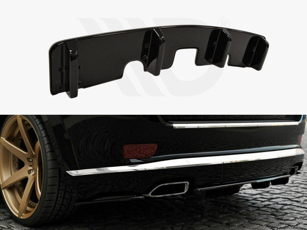 Central Rear Splitter (Vertical Bars) JEEP Grand Cherokee WK2 Summit Facelift Maxton Design