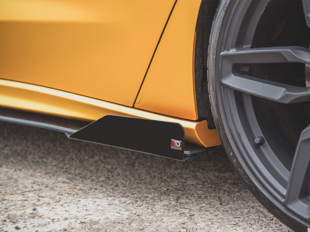 Street PRO Side Skirt Diffusers (+flaps) Ford Focus ST / ST-Line Mk4 Maxton Design