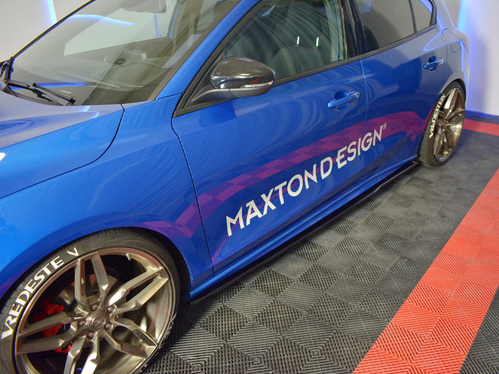 Side Skirts Diffusers V.3 Ford Focus Mk4 ST / ST-Line Maxton Design