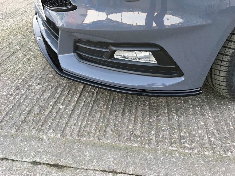 Front Splitter V.2 Focus ST MK3 Facelift Model Maxton Design