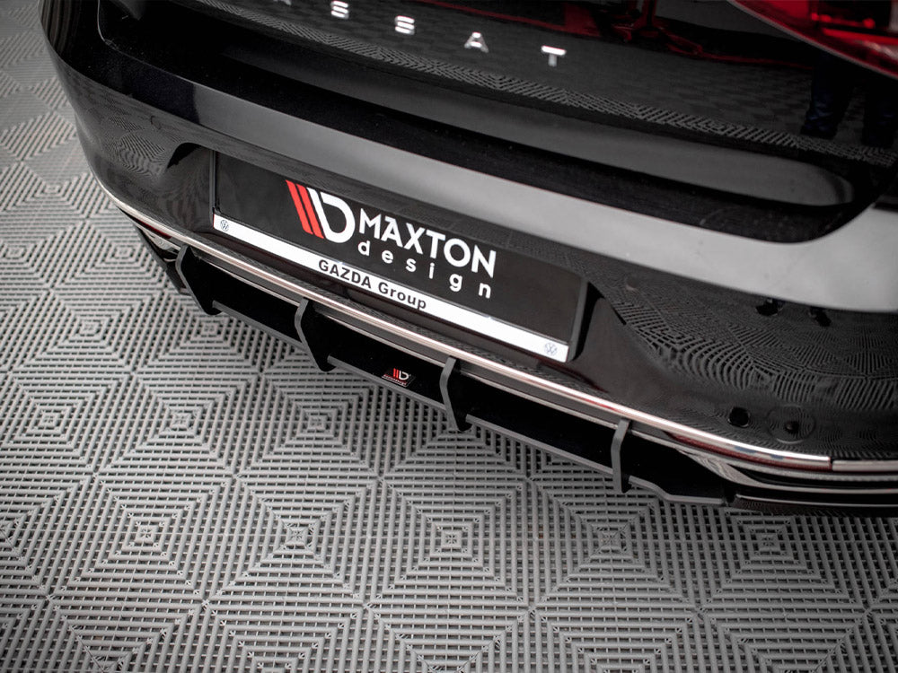 Street PRO Rear Diffuser VW Passat B8 Facelift 2019- Maxton Design