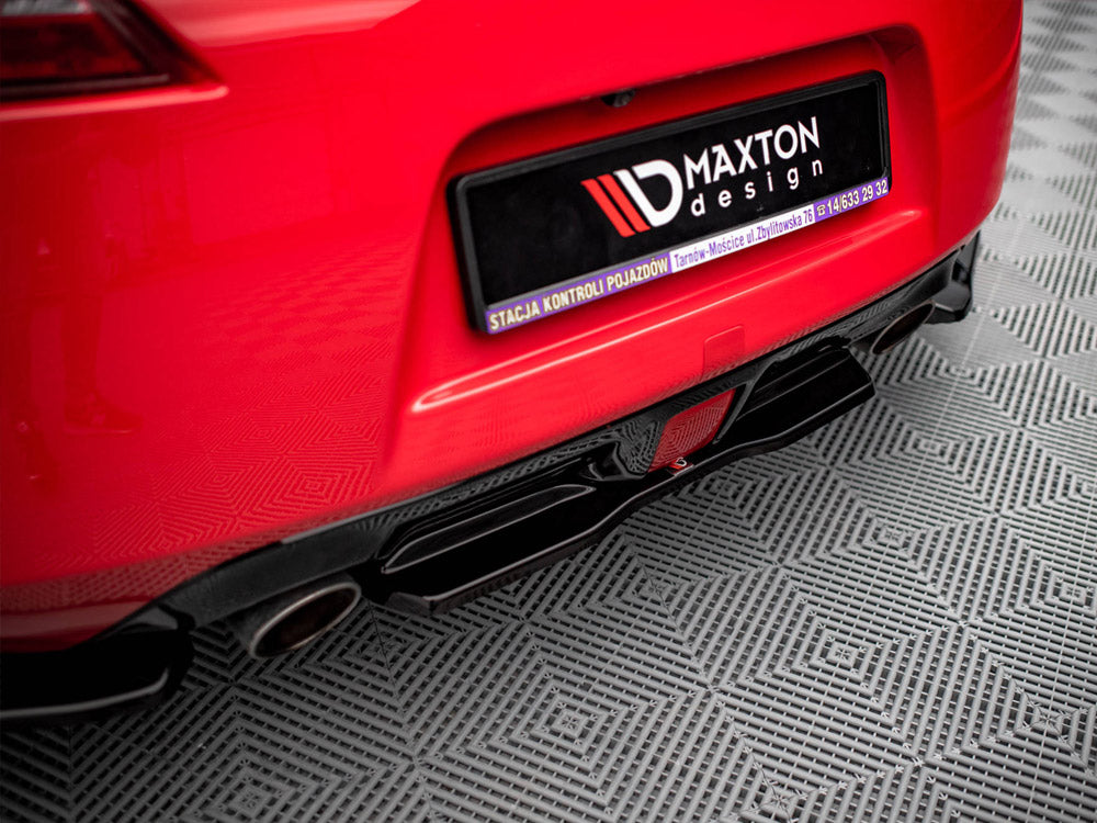 Central Rear Splitter V.2 Nissan 370Z 2009-2020 Maxton Design