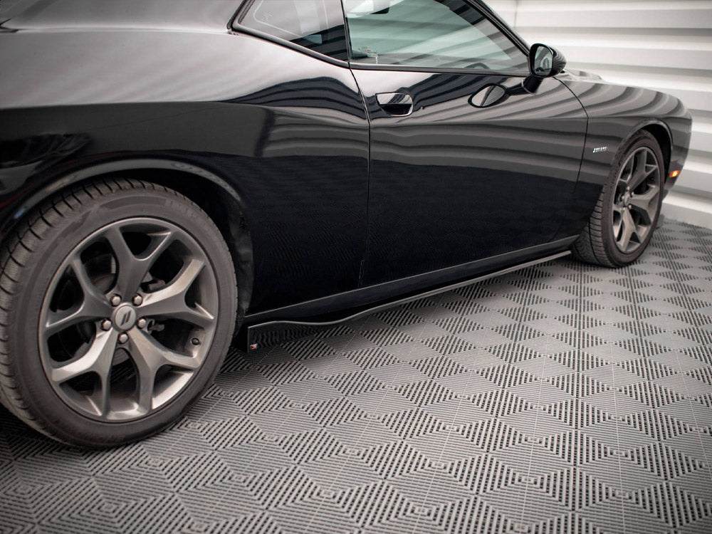 Side Skirts Diffusers Dodge Challenger RT MK3 Facelift 2014- Maxton Design