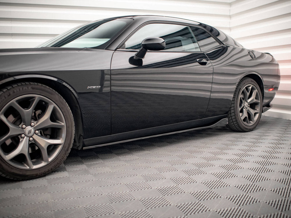 Side Skirts Diffusers Dodge Challenger RT MK3 Facelift 2014- Maxton Design