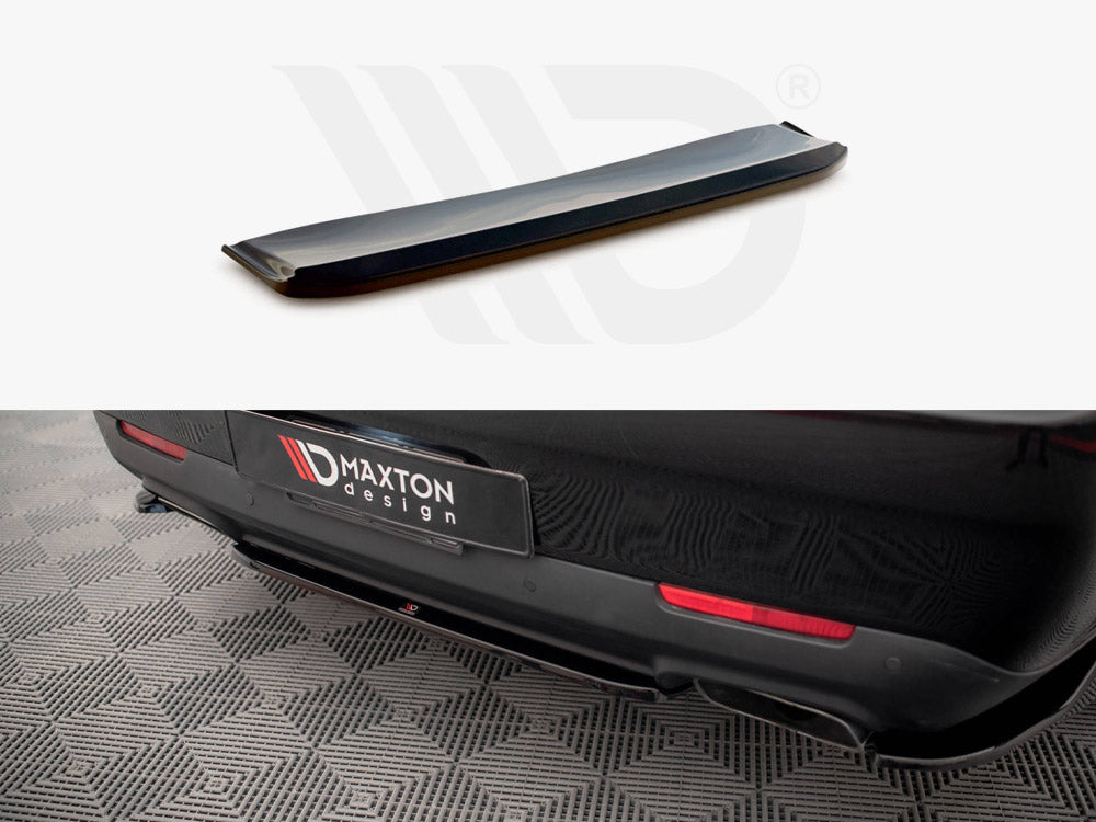 Central Rear Splitter Dodge Challenger RT Mk3 Facelift 2014- Maxton Design