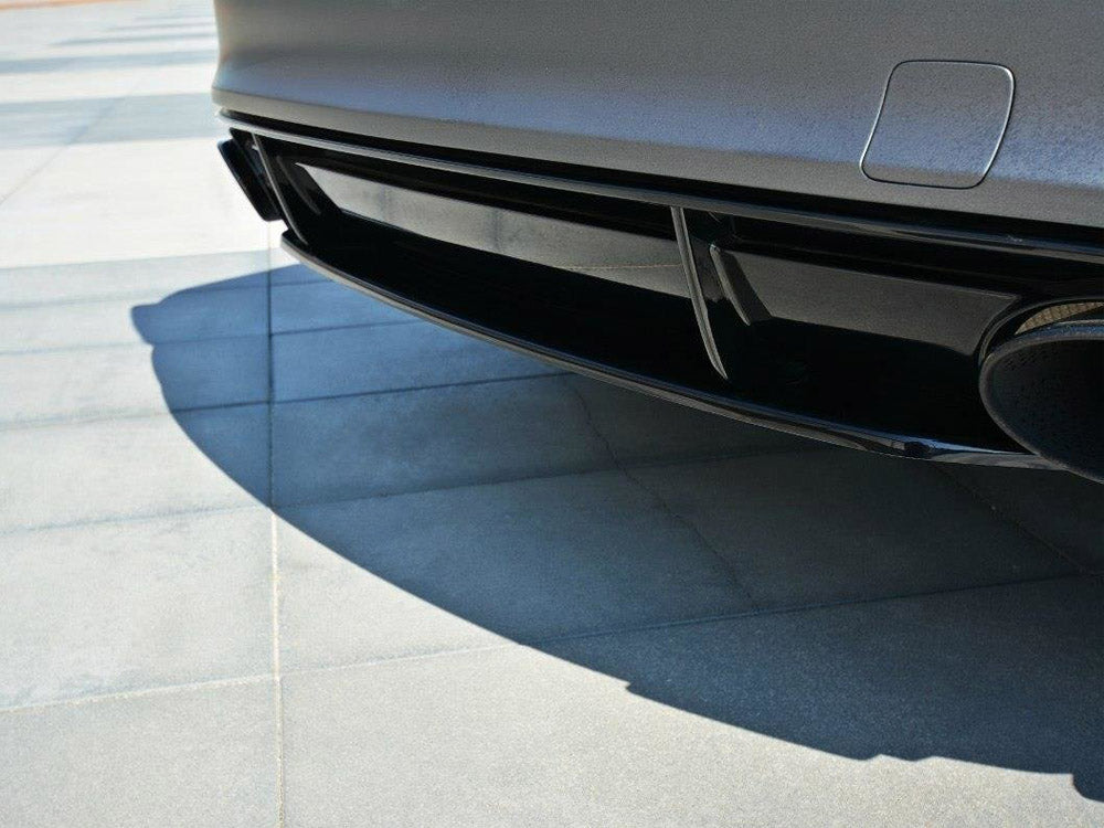 Central Rear Splitter Audi RS7 C7 Facelift 2014-2017 Maxton Design