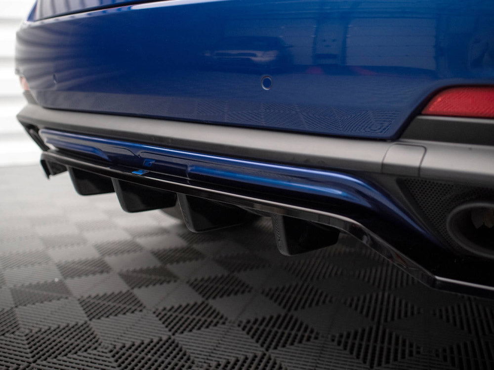 Central Rear Splitter (Vertical Bars) Maserati Levante GTS Mk1 Maxton Design