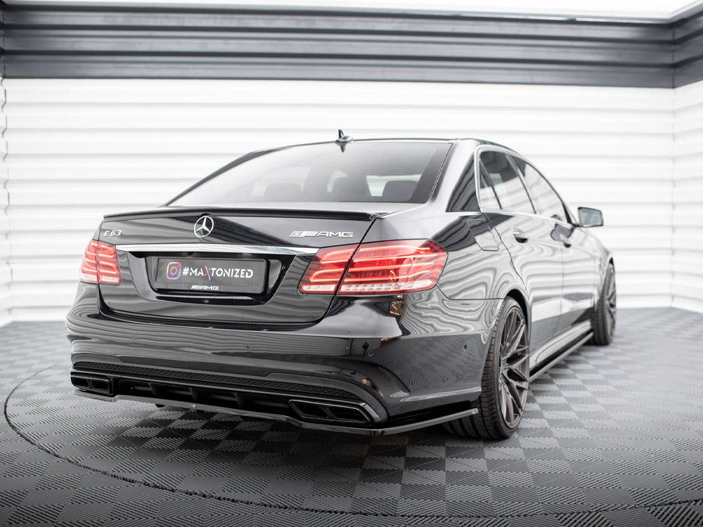 Central Rear Splitter (Vertical Bars) Mercedes E63 AMG Sedan W212 Facelift Maxton Design