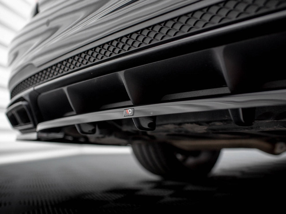 Central Rear Splitter (Vertical Bars) Mercedes E63 AMG Sedan W212 Facelift Maxton Design