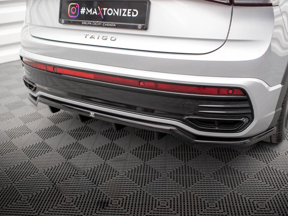 Central Rear Splitter (Vertical Bars) VW Taigo R-Line Mk1 Maxton Design