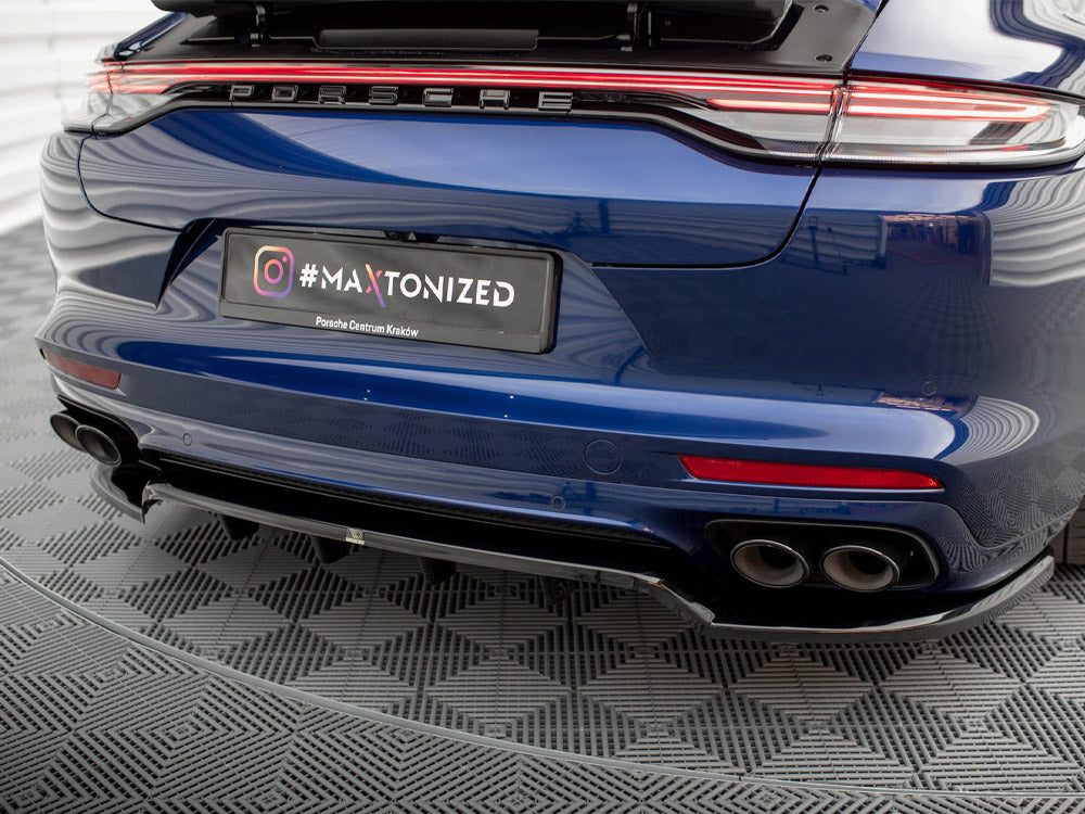 Central Rear Splitter (Vertical Bars) Porsche Panamera E-Hybrid 971 Facelift Maxton Design