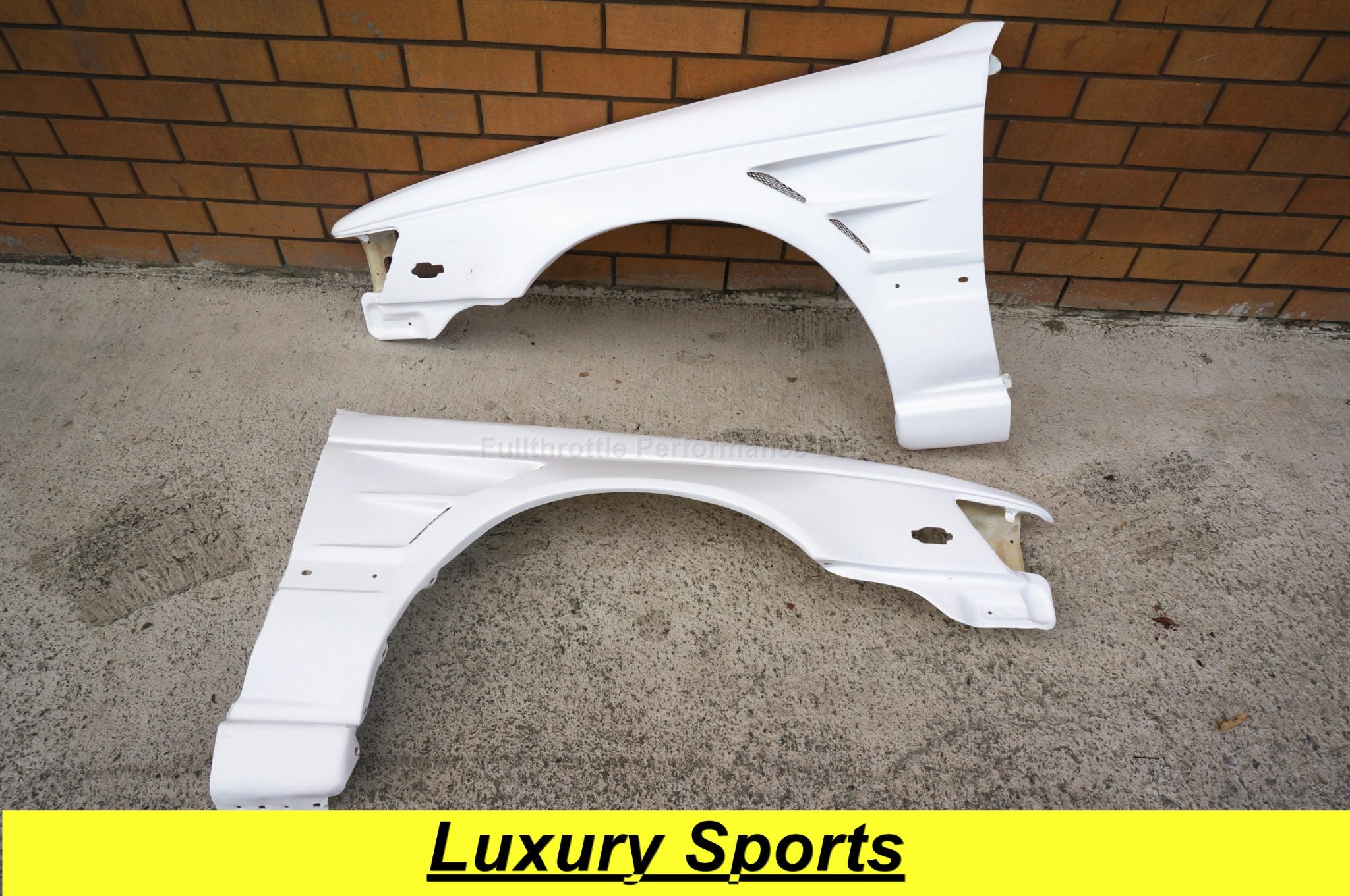 Luxury Sports BN Style Front Fender For Nissan Laurel C33 30mm Wide