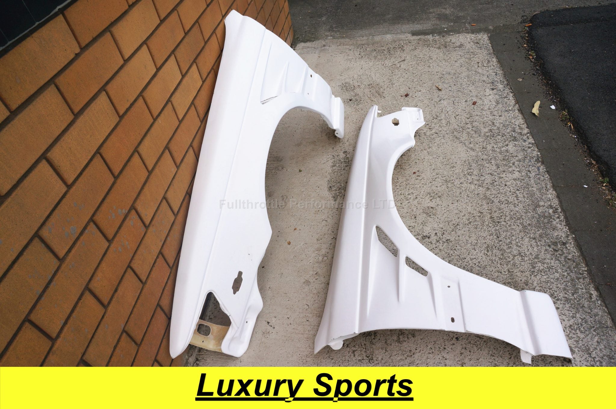 Luxury Sports BN Style Front Fender For Nissan Laurel C33 30mm Wide