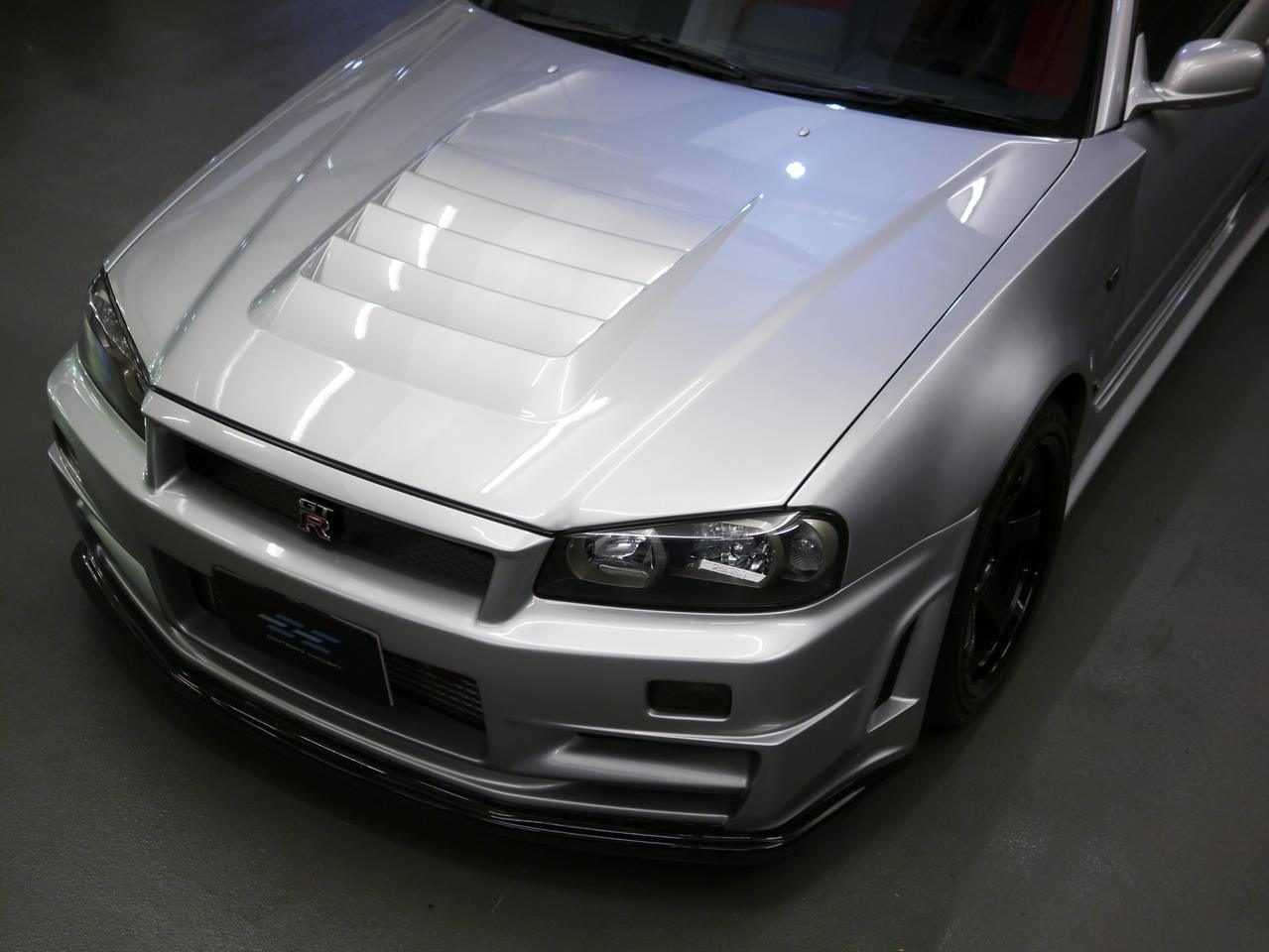 Luxury Sports Ztune Style Front Fender For Nissan Skyline R34 GTR