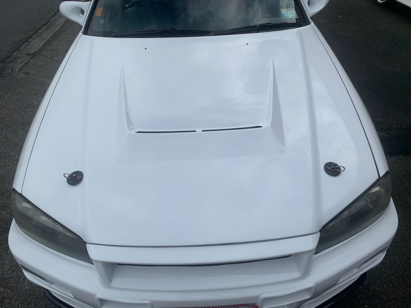 Luxury Sports East Bear GTR Conversion Styl Fiberglass Bonnet Nissan Skyline R34