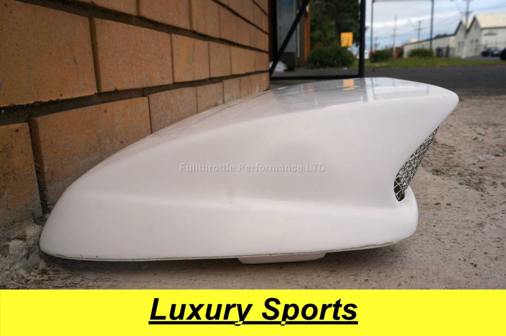 Luxury Sports V8 Style Big Scoop For Subaru Impreza WRX GC8 V5,6 Bonnet