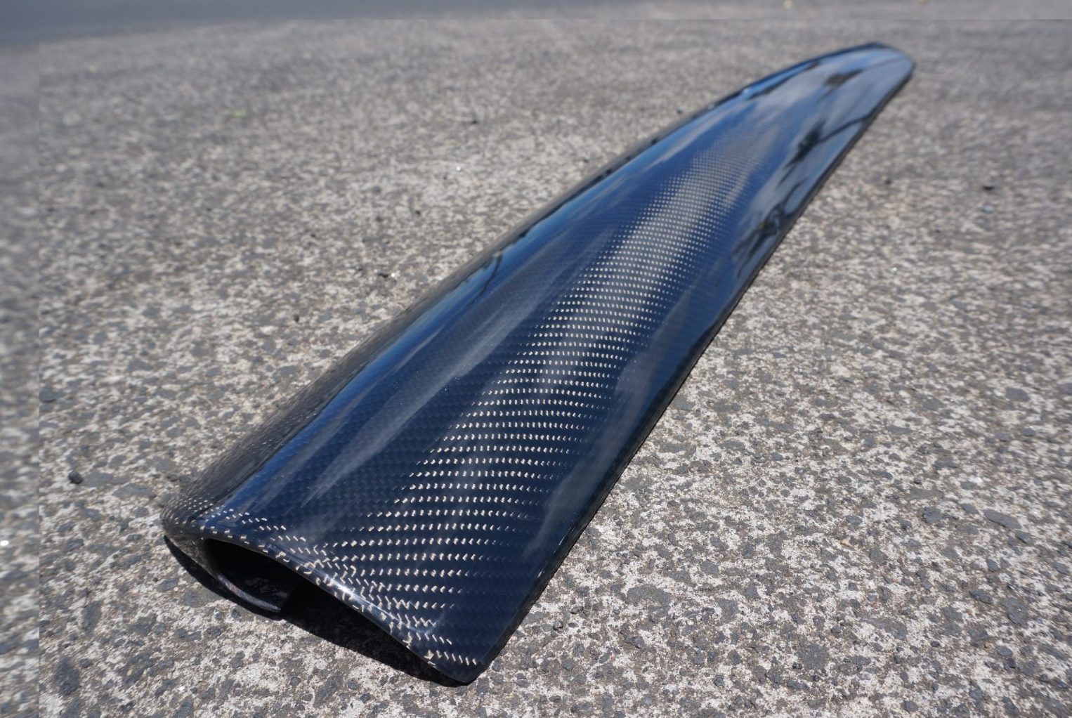 Luxury Sports Rear Spoiler Gurney Flap For R32 GTR Carbon