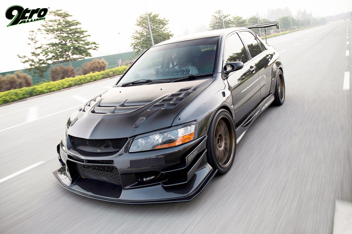 Luxury Sports Voltex Style Fiberglass Bonnet For Mitsubishi EVO 7-9