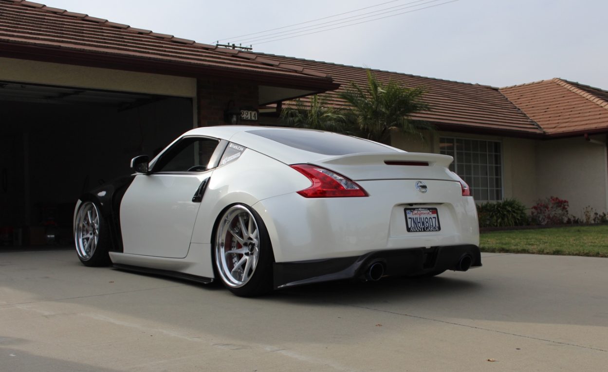 Luxury Sports Spec V Style Rear Lip For Nissan 370z -PP