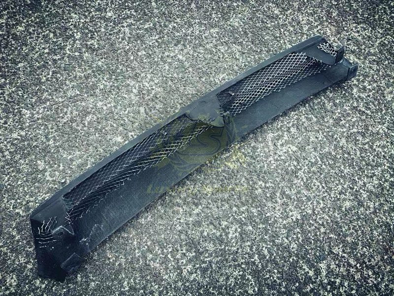 Luxury Sports Factory GTR Style Carbon Front Grill For Nissan Skyline R32