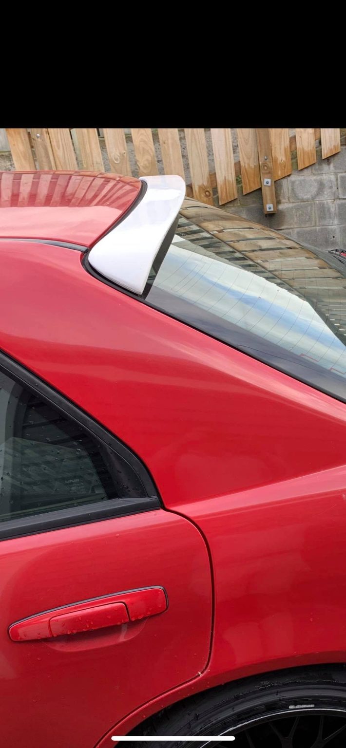 Luxury Sports Dmax Style Roof Spoiler For Nissan Skyline R34 4DR