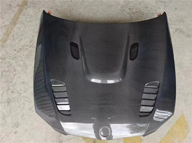 Luxury Sports GTR Style Carbon Bonnet For BMW E90 Lci -PP