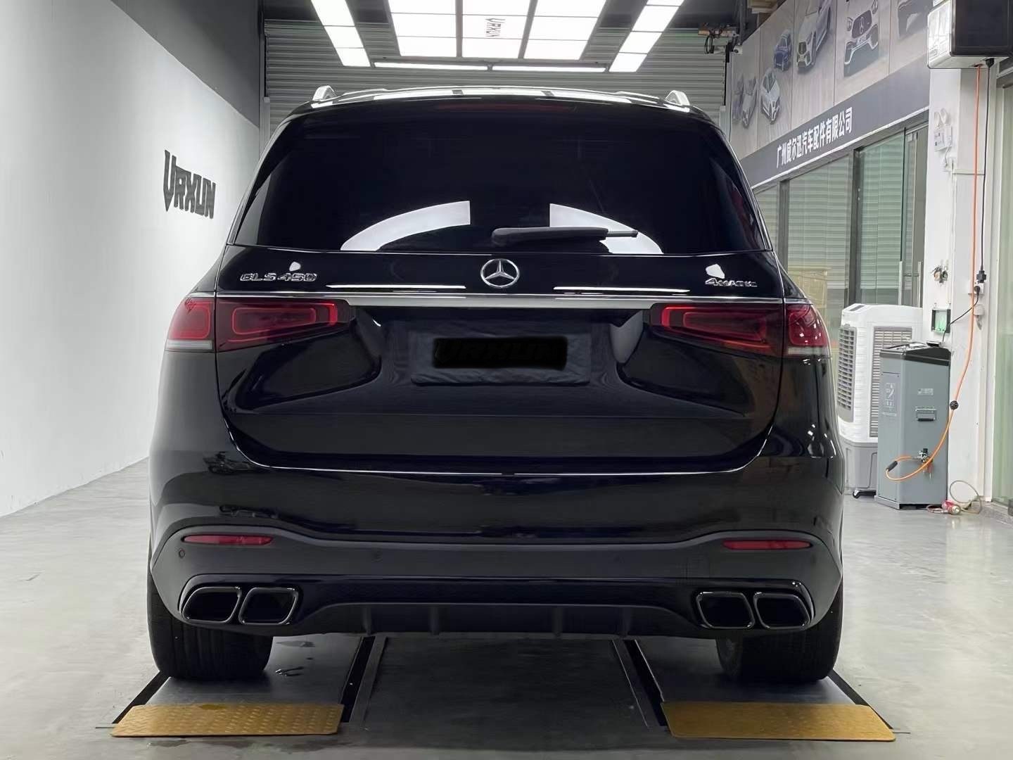 Luxury Sports GLS 63 AMG Conversion Bodykit For Mercedes Benz GLS 19-24 -PP