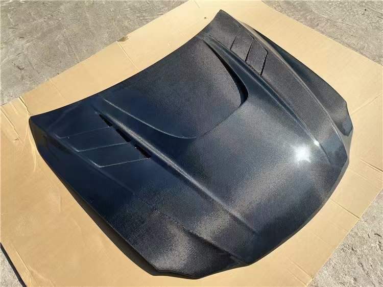 Luxury Sports Vented Carbon Bonnet For Lexus IS 06-12 -PP