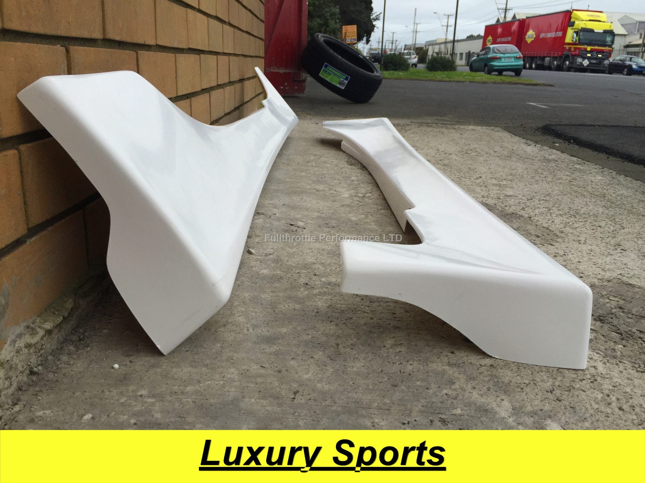 Luxury Sports Vertex Style Side Skirts For Mazda RX7 FD