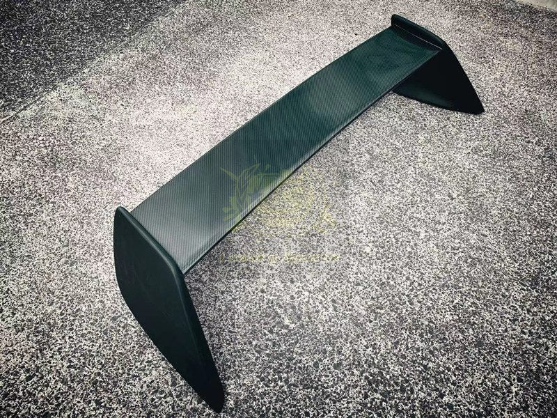 Luxury Sports Factory EVO 9 Style Spoiler Carbon Mid Blade Mitsubishi EVO 7-9