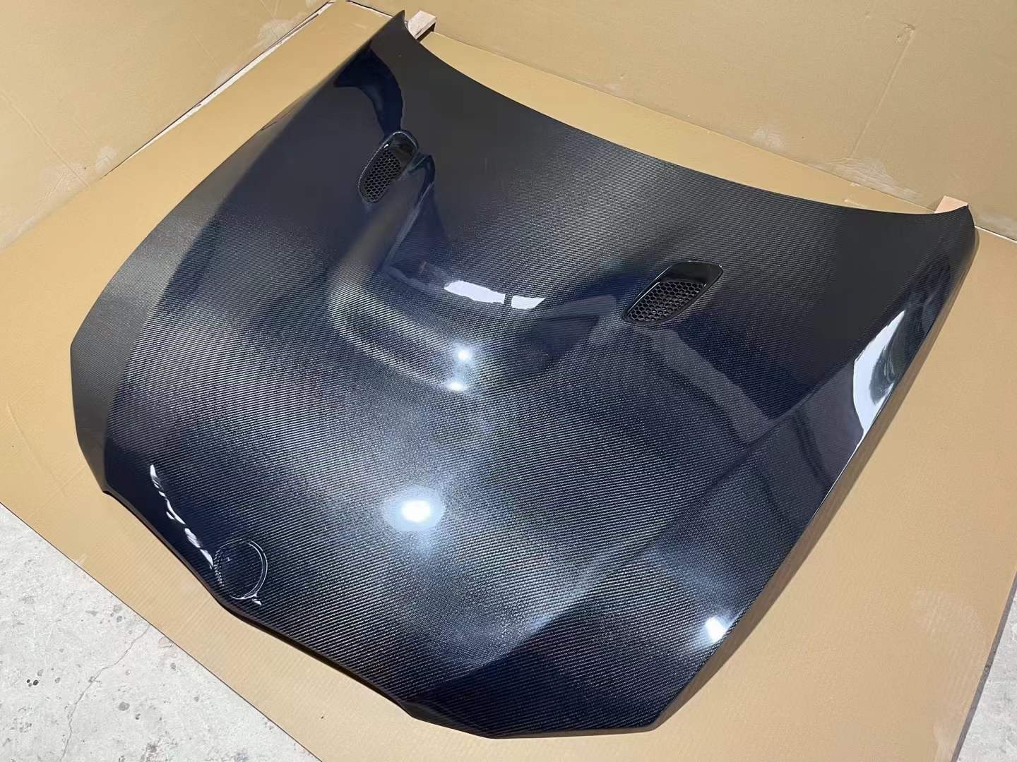 Luxury Sports OEM M3 Style Carbon Bonnet For BMW E92 -PP