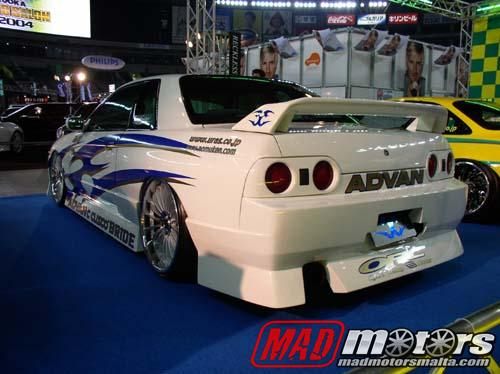 Luxury Sports Uras Style Rear Bumper R32 2DR