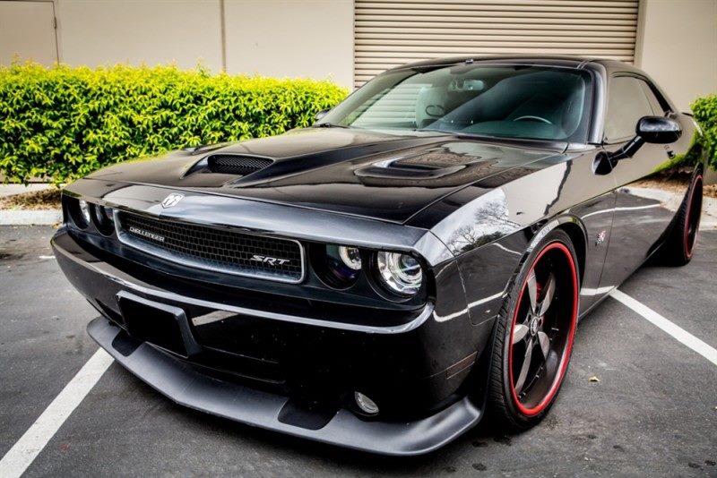 Luxury Sports Vented Carbon Bonnet For Dodge Challenger-PP