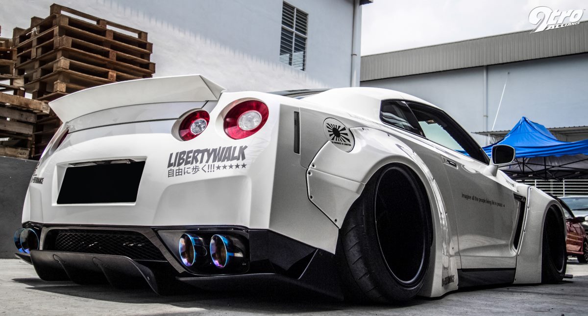 Luxury Sports LB Walk Style Full Wide Bodykit With Boot Spoiler GTR R35-PP