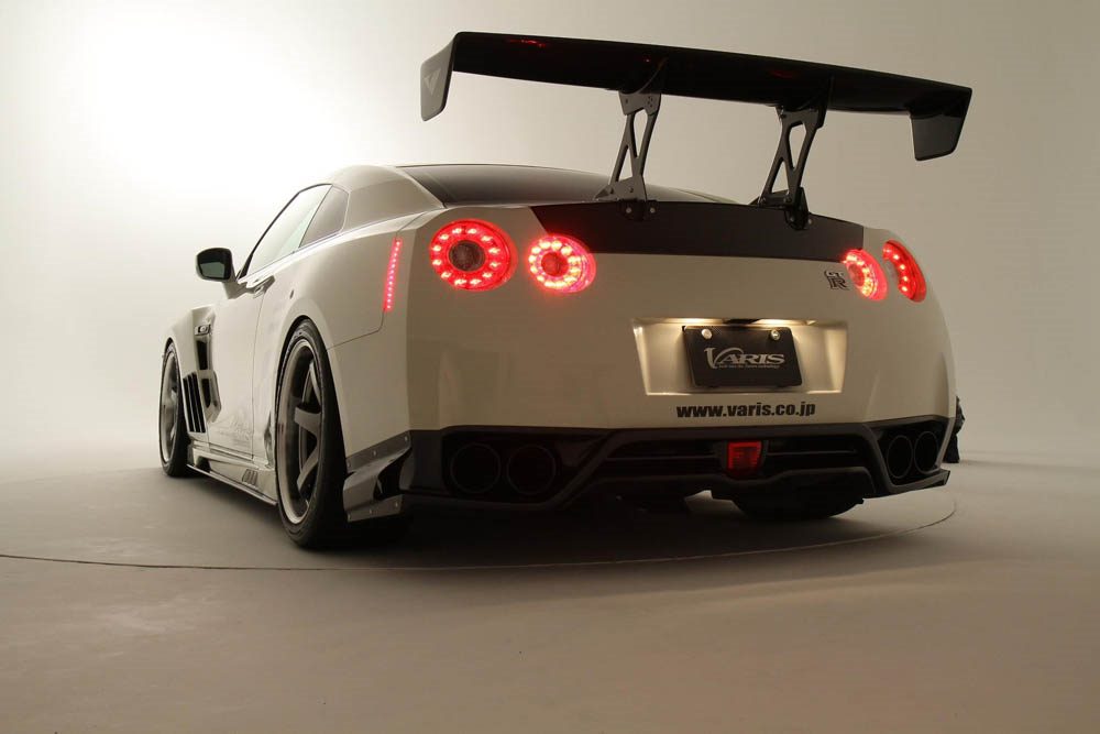 Luxury Sports Varis 13 VER Style Rear Diffuser For GTR R35 Fiberglass-PP