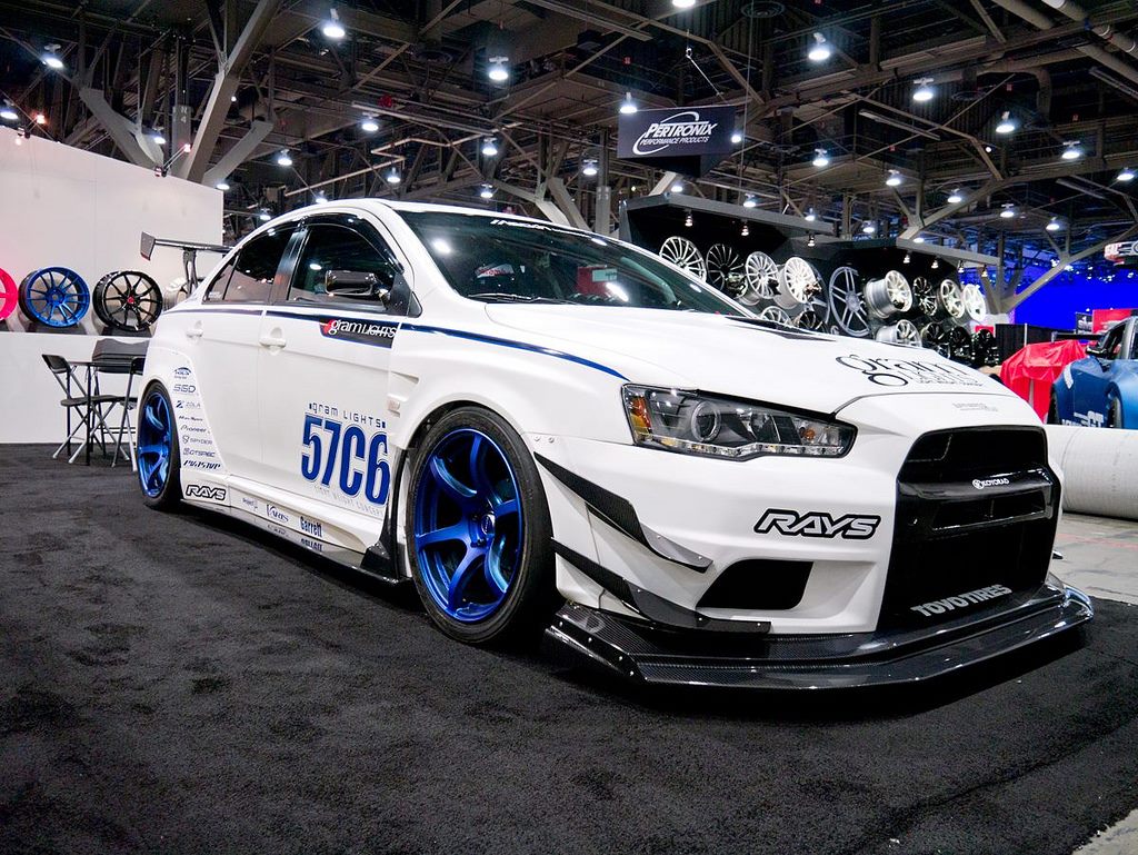 Luxury Sports Varis V1 Style Wide Bodykit For Mitsubishi EVO X -PP